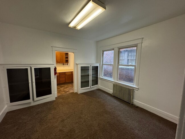 Building Photo - 561 Water St