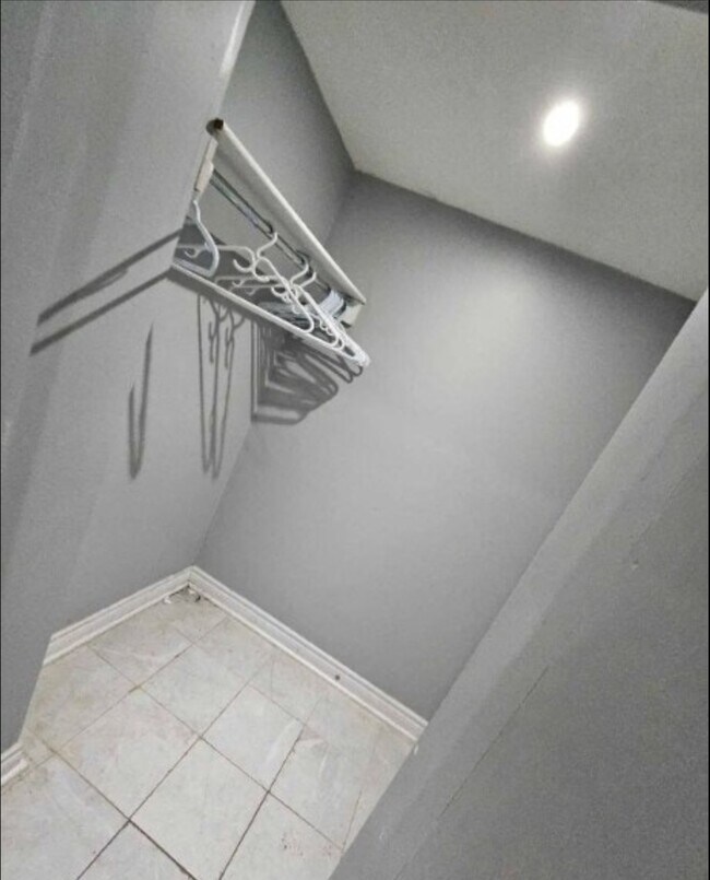 Photo du bâtiment - 72 Shady Pine Cir