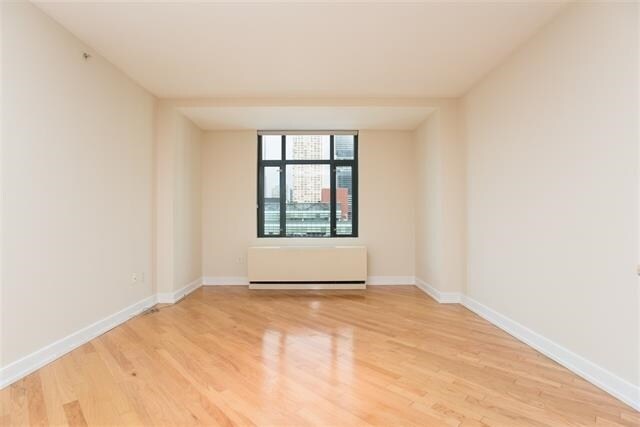 Building Photo - 105 Greene St