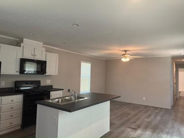 Foto del edificio - 447 Warbler Ln