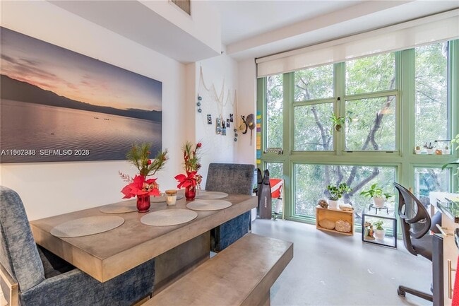 Building Photo - 111 E Flagler St