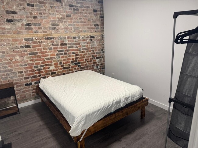 Photo du bâtiment - 4823 Rue Saint-Urbain