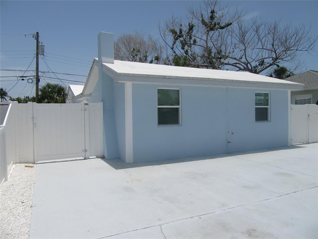 Foto principal - 223 148th Ave