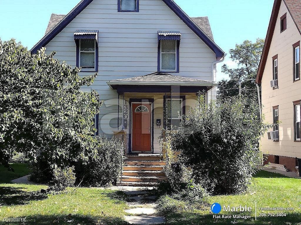 2 br, 1 bath Townhome 1320 Parmele St Apt 2 Townhome Rentals in