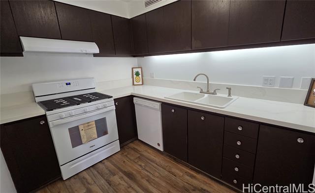 Building Photo - 1650 Ala Moana Blvd