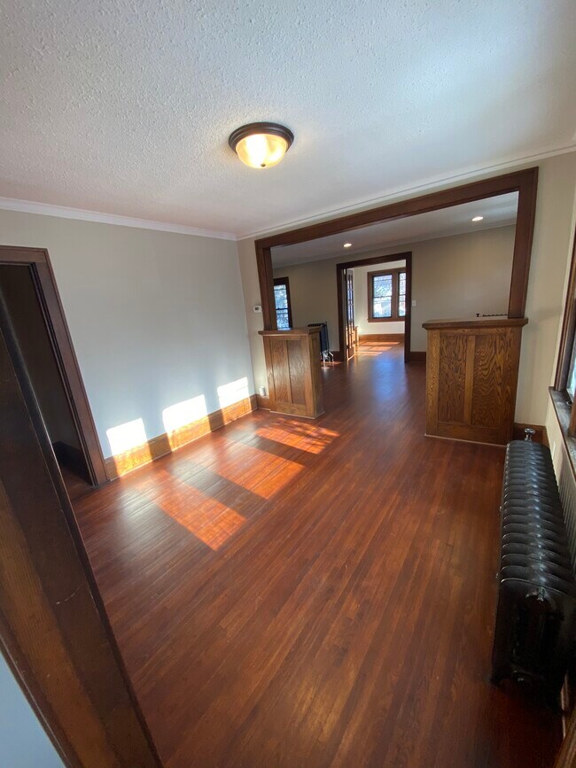 Dining Room - 605 Ohio St
