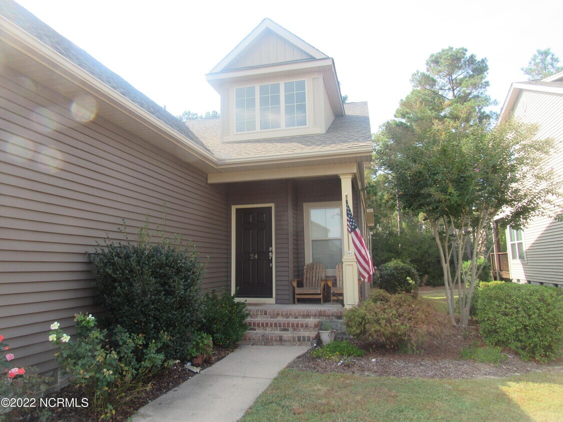 Foto principal - 24 Cypress Cir