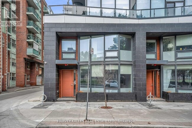 Building Photo - 85 Wood St
