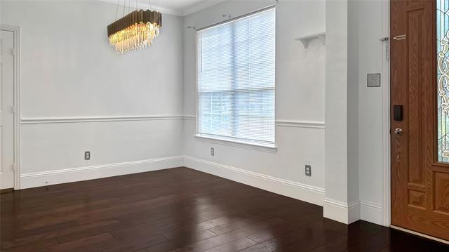 Foto del edificio - 7848 Ravens Cliff Dr