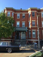 Building Photo - 71 Maywood St