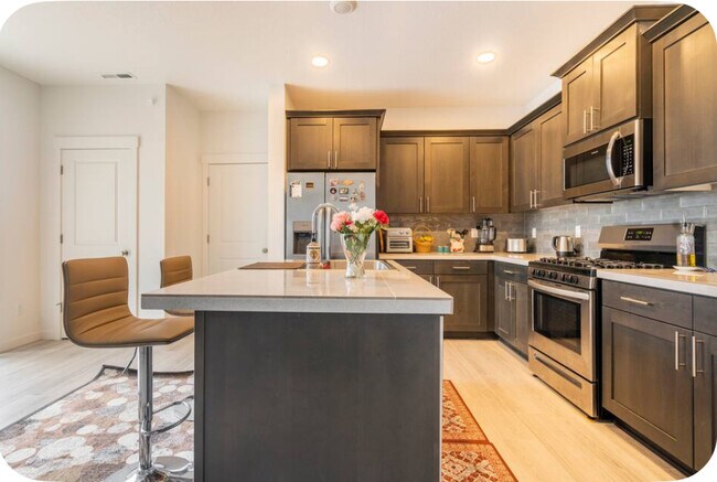 Foto del edificio - 1400 S 29th Blvd