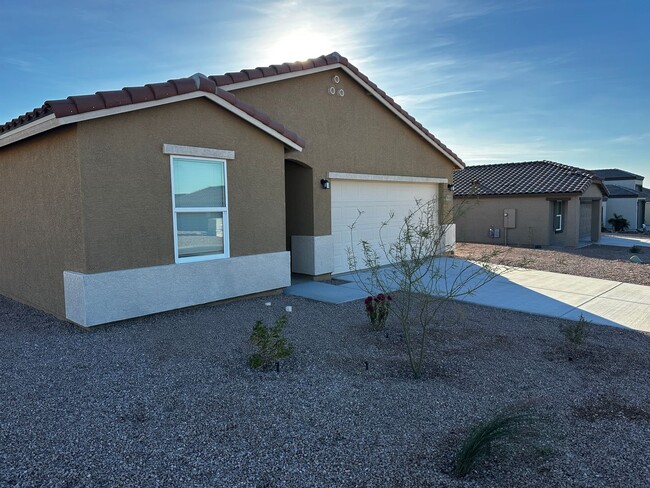 Building Photo - New Home in Fort Mohave