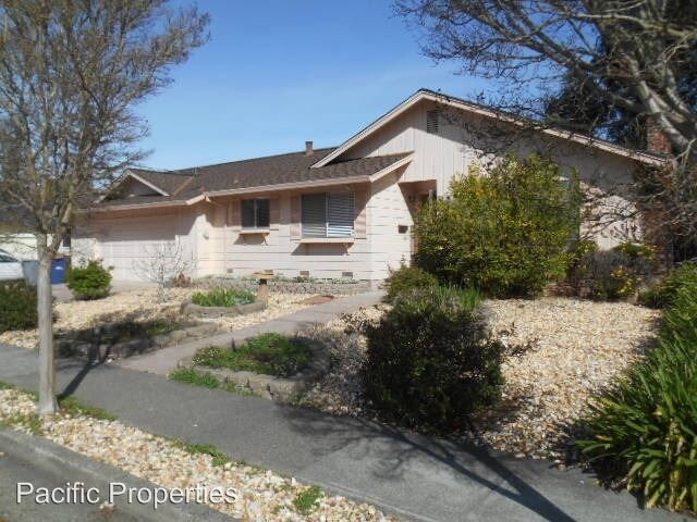 Primary Photo - 3 br, 2 bath House - 2520 Creekside Road