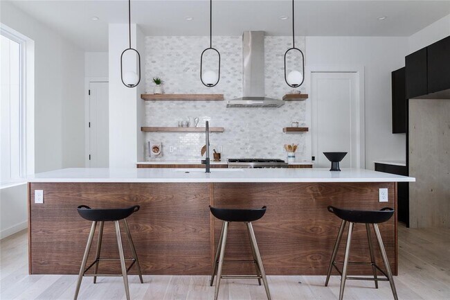 Foto del edificio - 1176 Oak Grove Ave