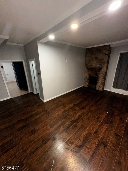Foto del edificio - 208 E 9th St