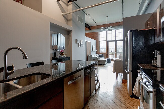 Kitchen and Living Area - 2003 Brooklyn