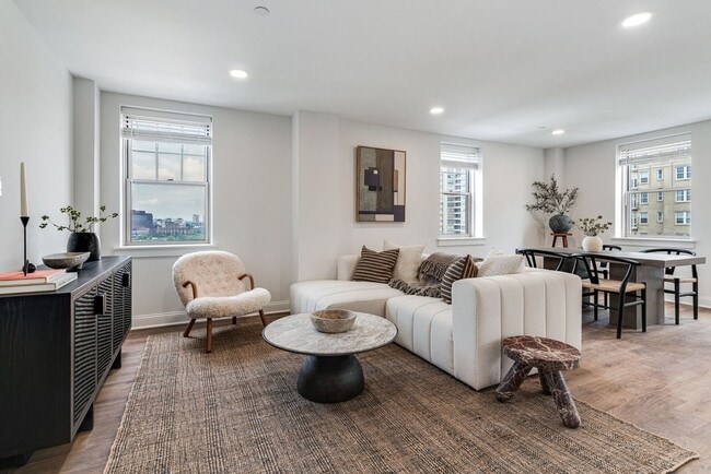 Building Photo - The Muse