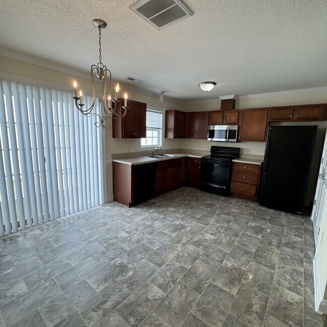 Foto del edificio - 4230 Dudleys Grant Dr