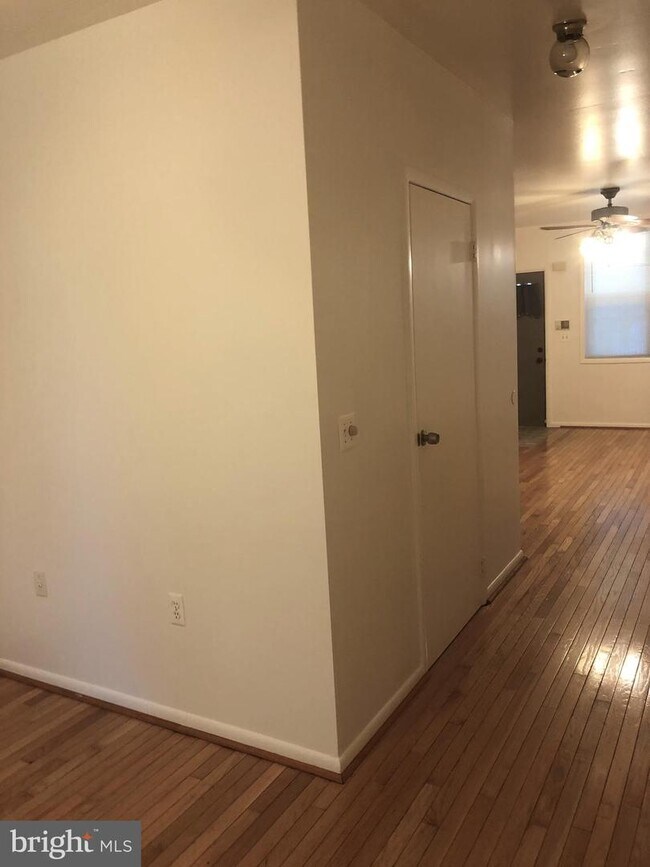 Building Photo - 3613 Buena Vista Ave