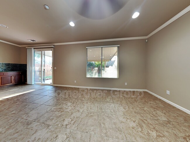 Building Photo - 1240 Billington Ln