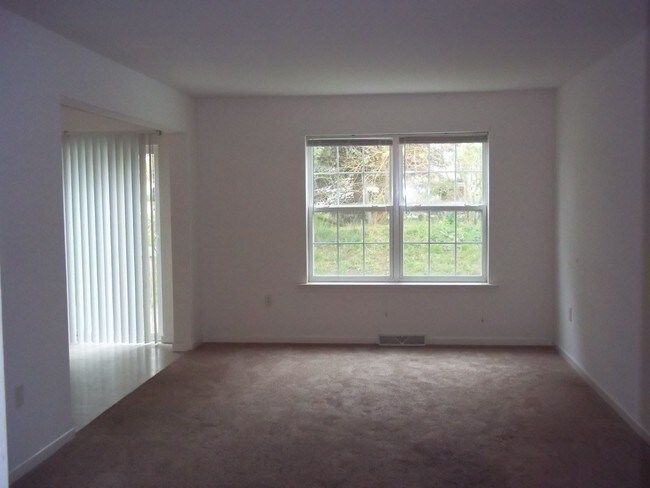 Foto del edificio - 2 br, 2.5 bath Apartment - 100 Horseshoe Loop