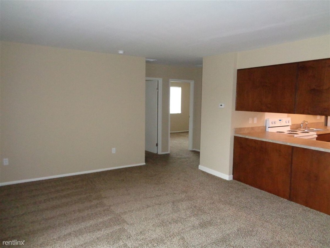 Foto principal - 3300 Denise Dr