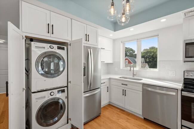 Foto del edificio - 42 Dennis St