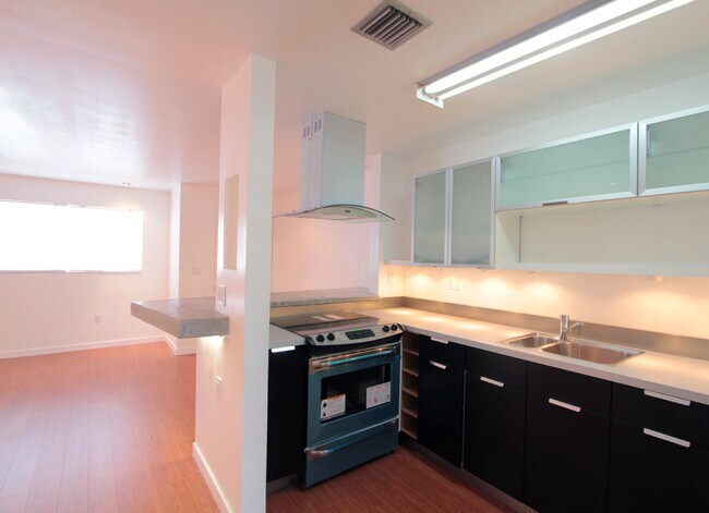 Foto del edificio - 6440 SW 130th Ave