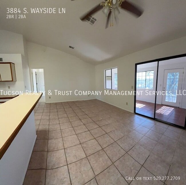 Building Photo - 3884 S Wayside Ln