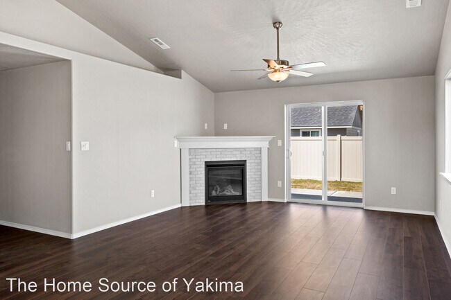 Foto del edificio - 3 br, 2 bath House - 6107 Whatcom Ave