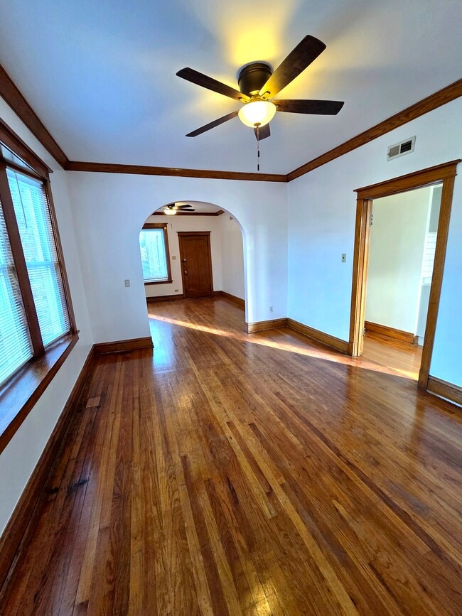 Building Photo - Springfield2