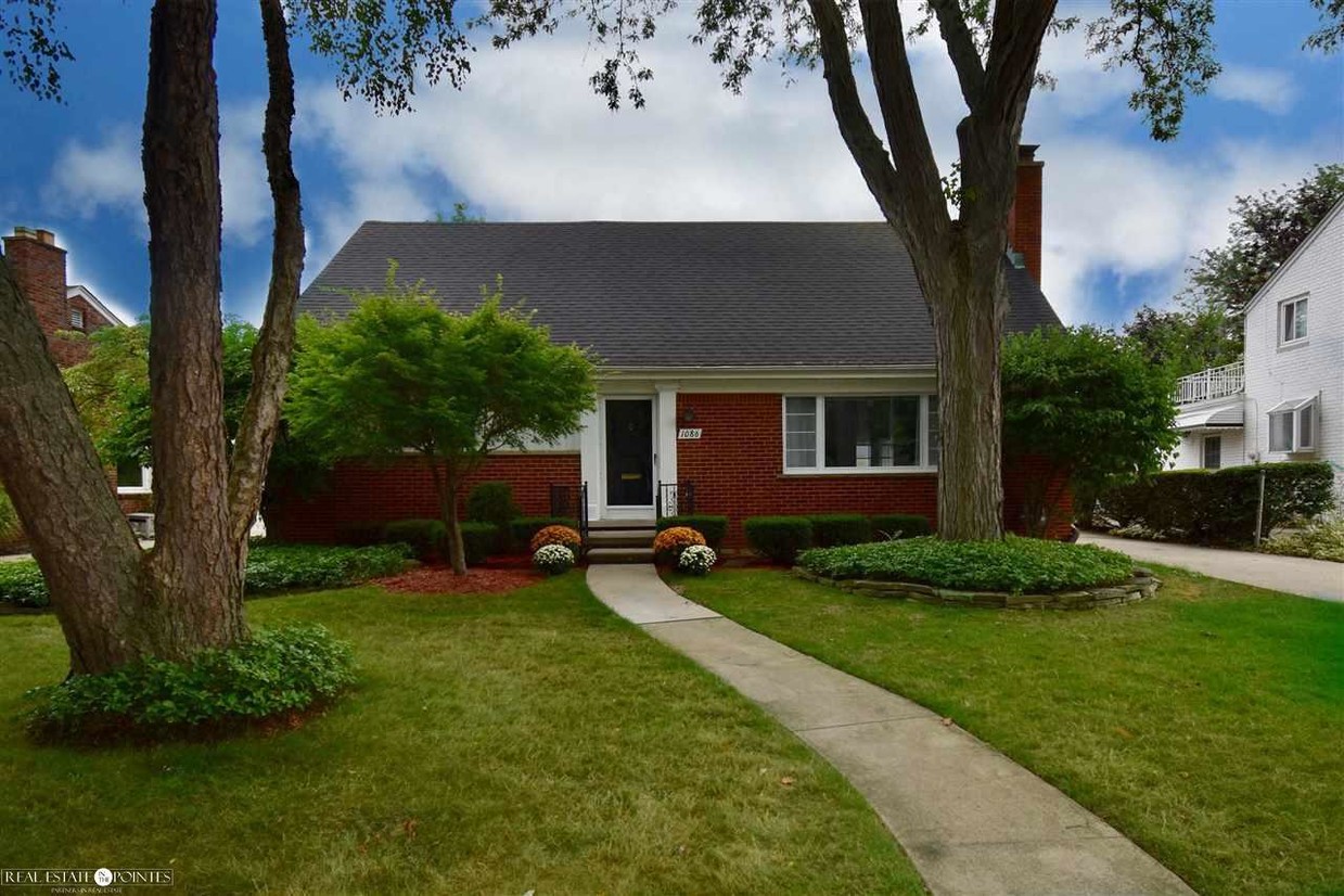 Primary Photo - 1086 Hawthorne Rd