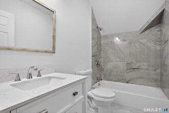 Building Photo - 144 Cottage St