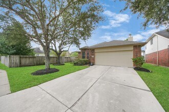 Building Photo - 12902 Meadow Springs Dr