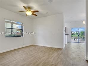 Building Photo - 3 br, 2.5 bath Townhome - 3744 NE 3rd Ct 3744