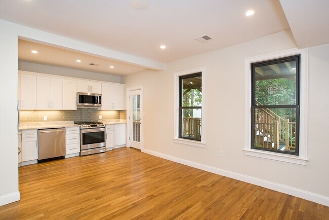 Foto del edificio - 282 Chelsea St