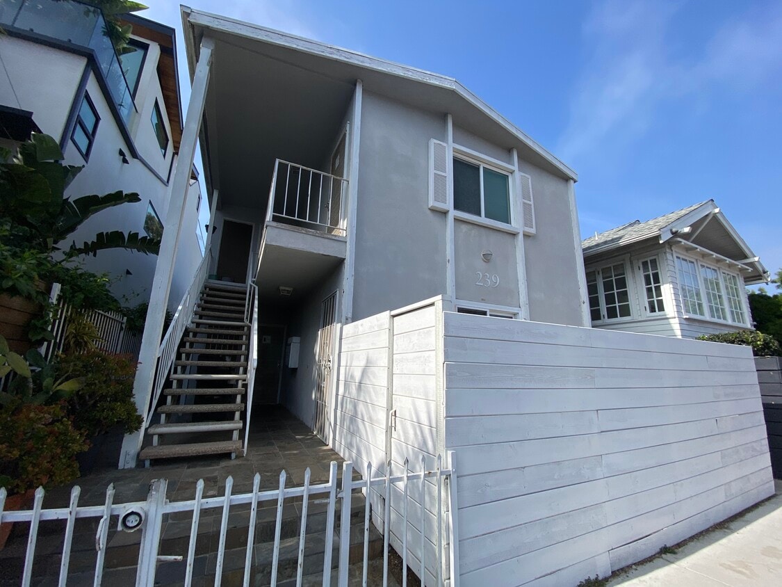 Photo - 239 Windward Ave (Los Angeles, CA)