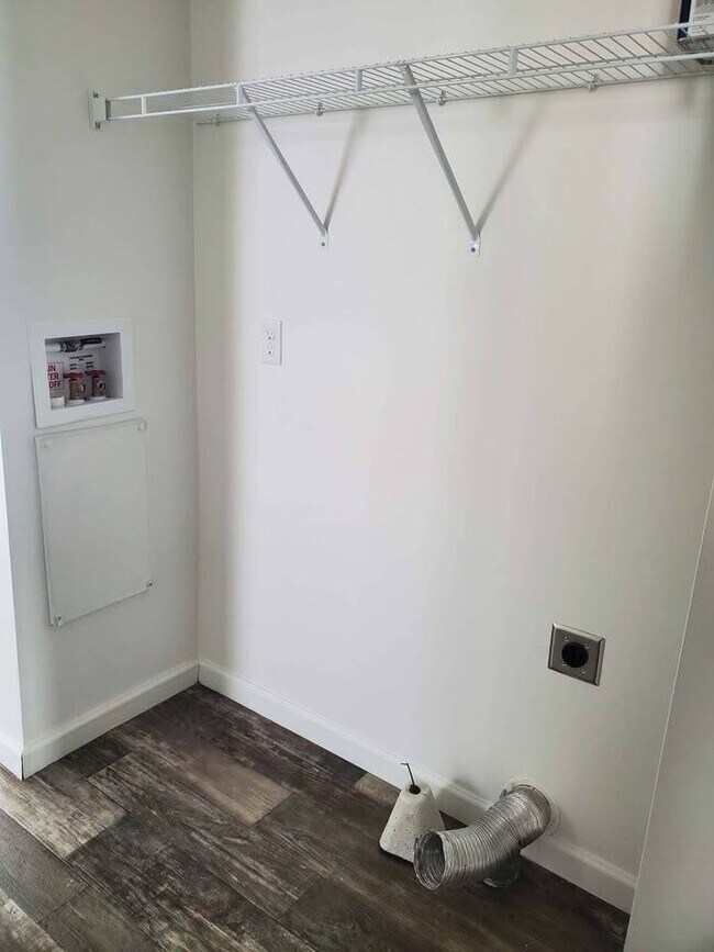 Foto del edificio - 413 Rhett Lane