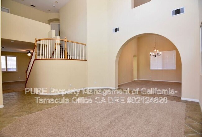 Building Photo - 32480 Campo Dr