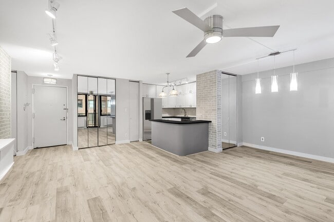 Foto del edificio - 510 E 80th St