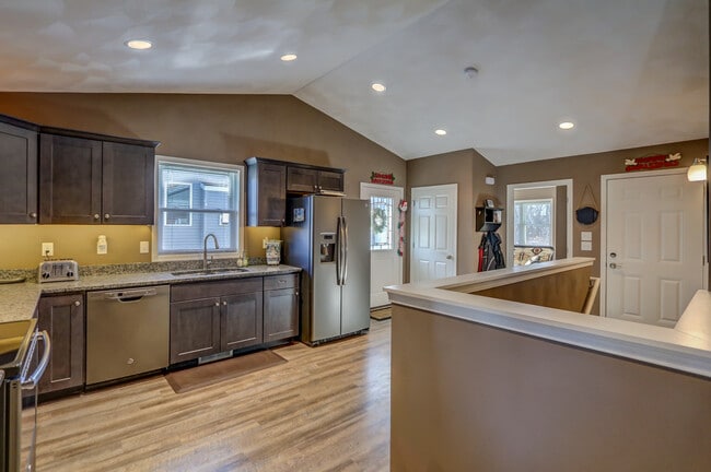 Kitchen with dishwasher and refrigerator - 846 Thompson Drive