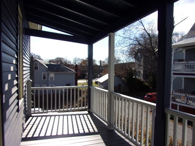 Primary Photo - 176 High St