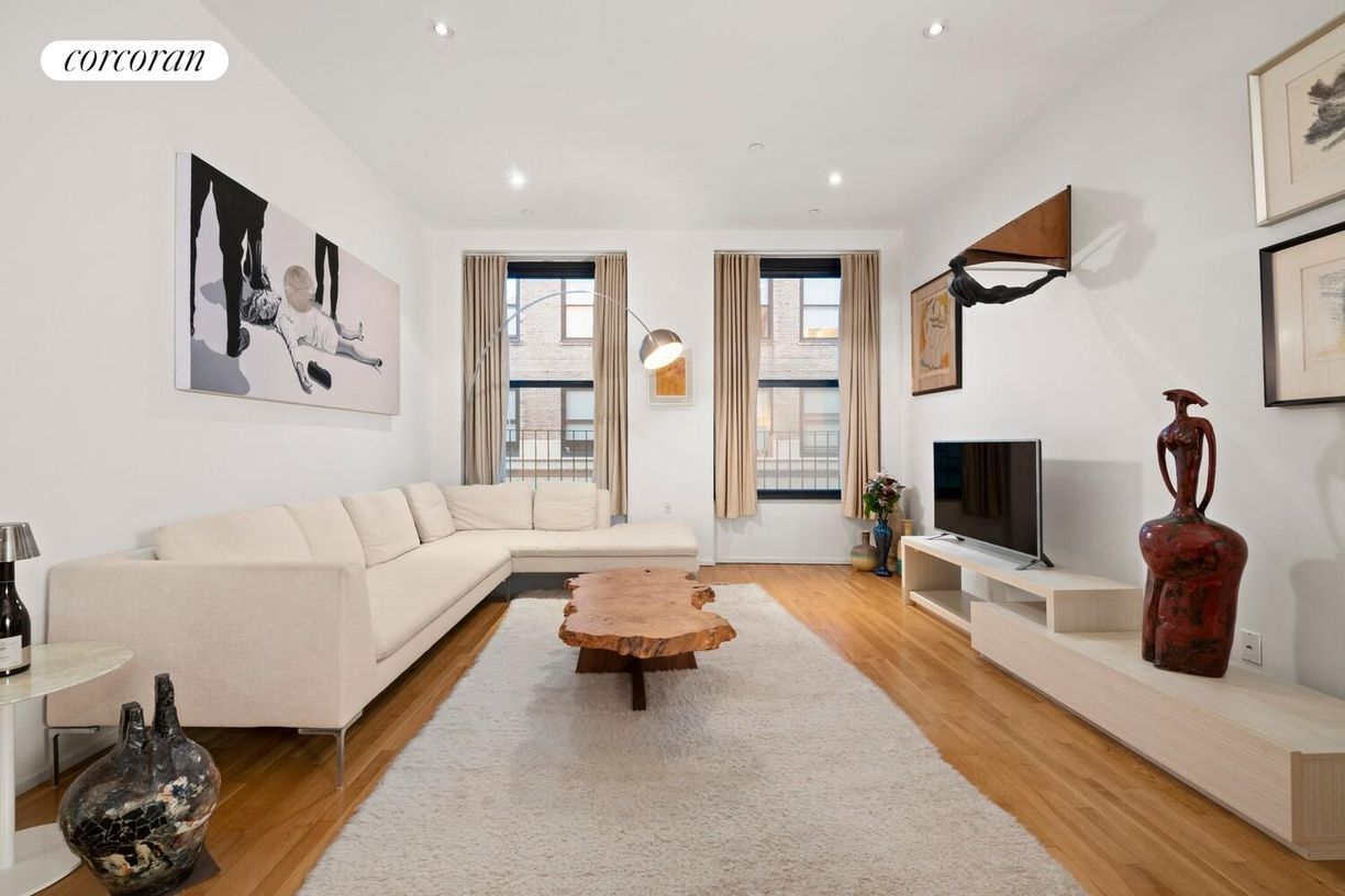 Foto principal - 129 Duane St