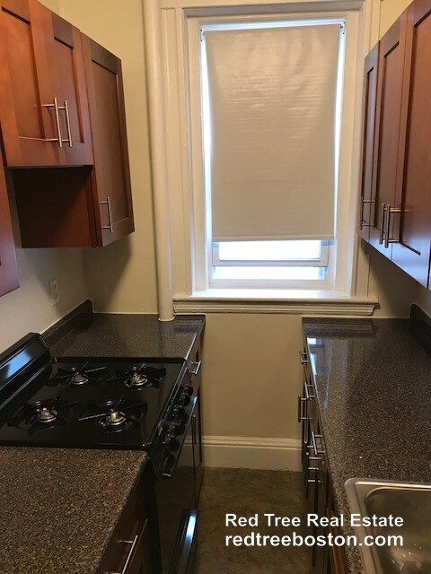 Building Photo - 1179 Boylston St