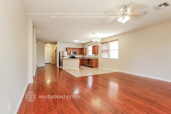 Foto del edificio - 45667 W Tucker Rd