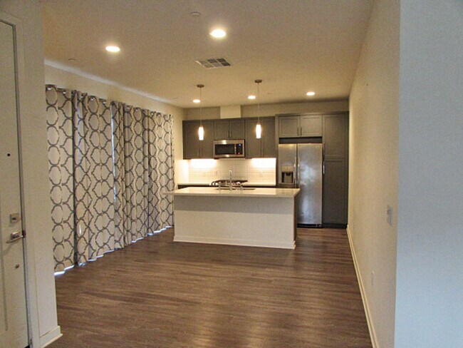 Foto del edificio - 4045 Mission Inn Avenue