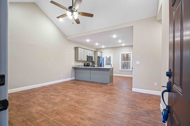 Foto del edificio - 44 Palm Beach Ave