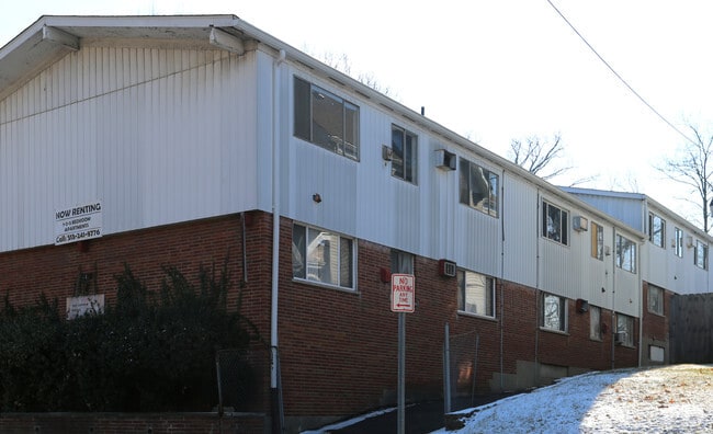 Building Photo - 823 Lincoln Ave