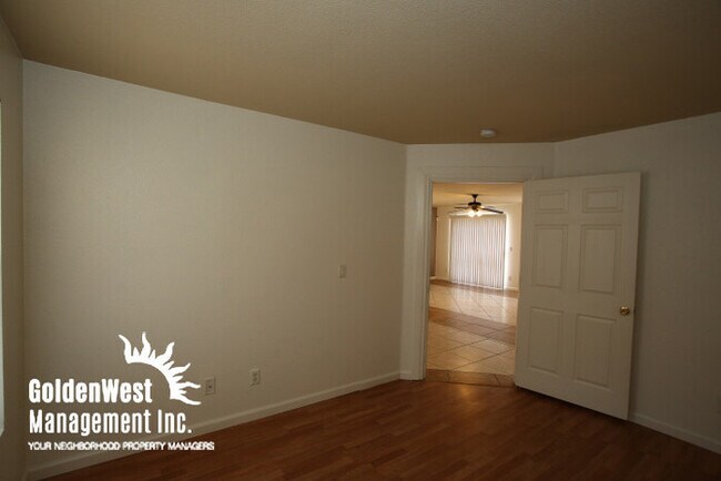 Foto del edificio - Amazing 3Bdm 2Ba Home in North Las Vegas!
