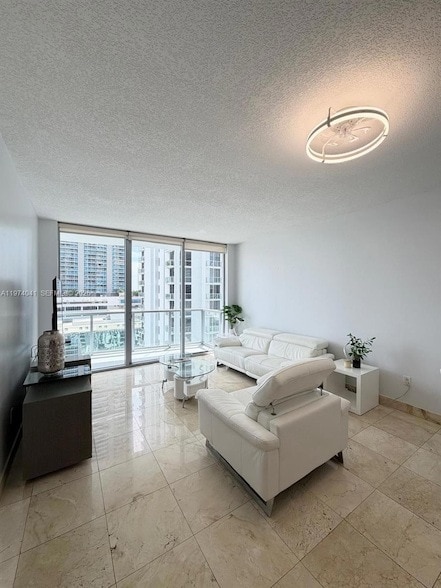 Building Photo - 1050 Brickell Ave